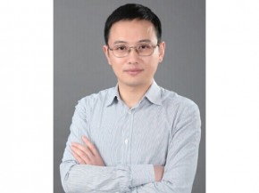 晶科李仙德  善于觀察新事物把握“能源互聯網”機遇