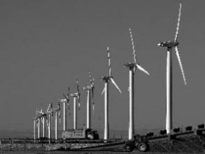 南玻與旗濱集團簽署10億140MW光伏電站協議