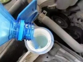 自來水充當玻璃水真是在省錢嗎？
