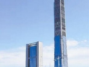 天津117大廈安裝約12.83萬平方米柔性玻璃幕墻