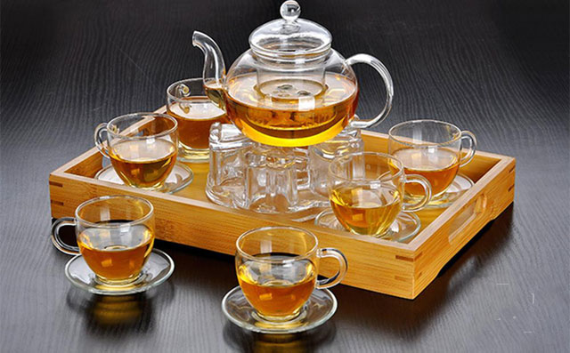 玻璃茶具是怎么制作的？