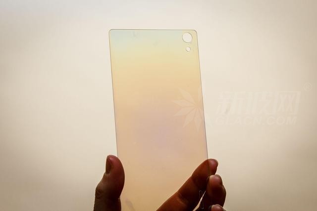 鉆石玻璃制品或能讓手機屏幕更耐摔