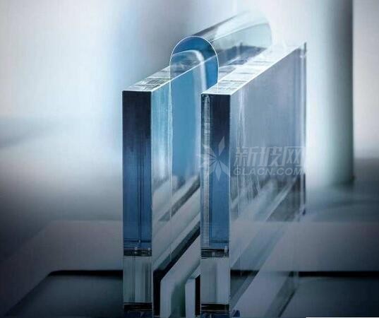 25微米軟性玻璃研發(fā)成功 可用于有機印刷電子和太陽能電池的基板