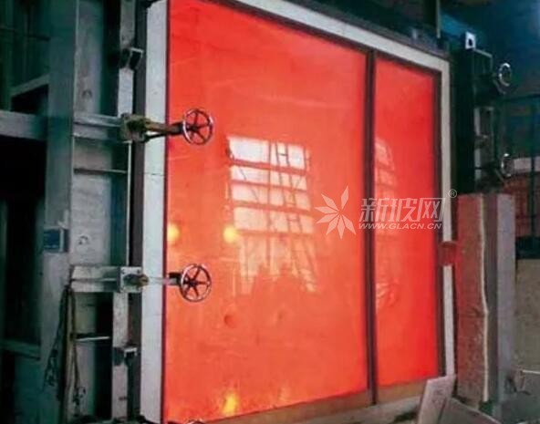 金剛玻璃攜“防火、防臺風門窗”亮相上海門窗幕墻展