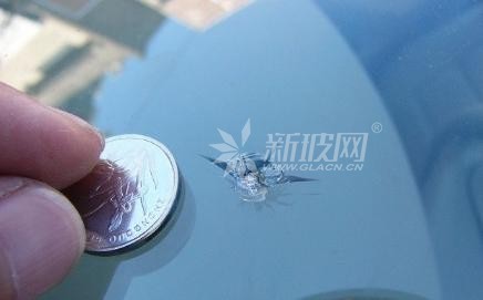 30元輕松擺平汽車擋風玻璃上的小破洞
