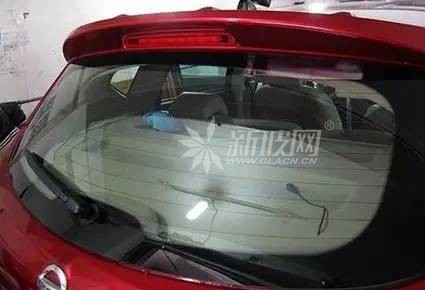 汽車后窗玻璃的細線條作用竟如此大