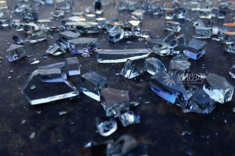 【深度】玻璃自爆應叫玻璃破損？這鍋玻璃廠背不背