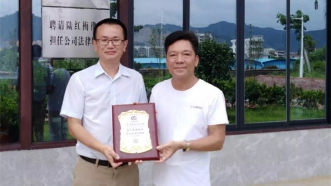 廣東省玻璃行業(yè)協(xié)會摸排、走訪肇慶地區(qū)建筑工程玻璃企業(yè)