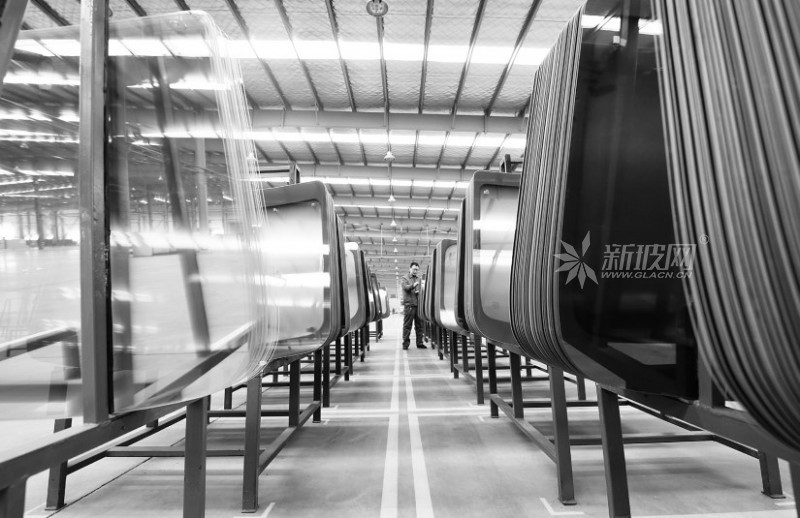 中國汽車市場逐漸發展成熟 汽車玻璃行業仍有提升空間
