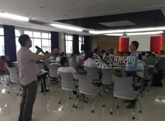 2018年建筑用玻璃產(chǎn)品質(zhì)量分析暨企業(yè)幫扶活動(dòng)舉辦