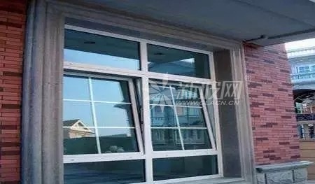為什么高層要使用內(nèi)開懸窗？