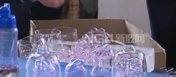 普通玻璃杯蹭大牌，警方端掉多個制售假“貓爪杯”工廠