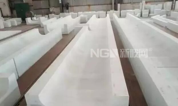瑞泰科技新型高檔玻璃窯用耐火材料及生產工藝
