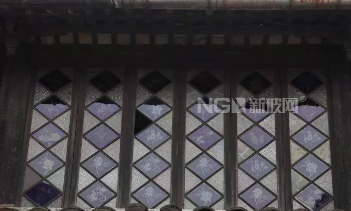 江南巨富的豪宅，一片玻璃值一套房