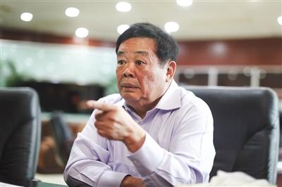 曹德旺：疫情沖擊下真正的救助是自救