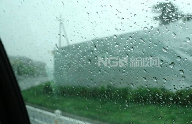 怎樣保養車玻璃，才能保障駕駛視線清晰