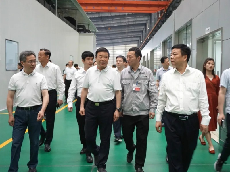 湖南省副省長陳飛調(diào)研醴陵園區(qū)，鼓勵旗濱繼續(xù)發(fā)揮帶動作用