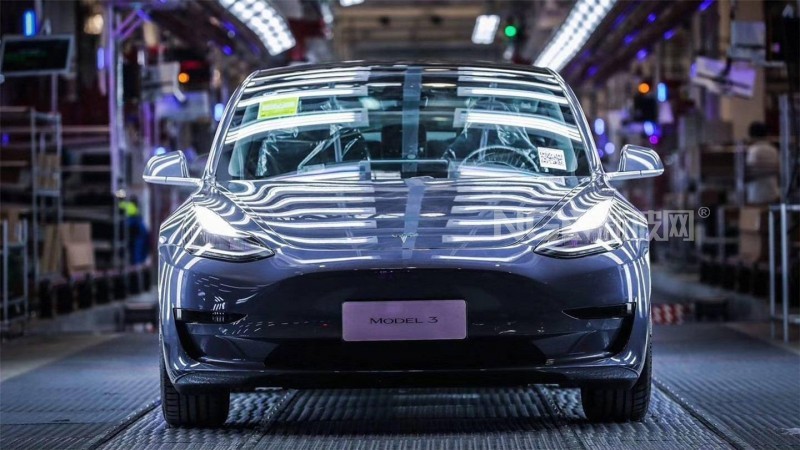 消息稱國產特斯拉Model 3將升級方向盤、電尾門，雙層玻璃中國獨占