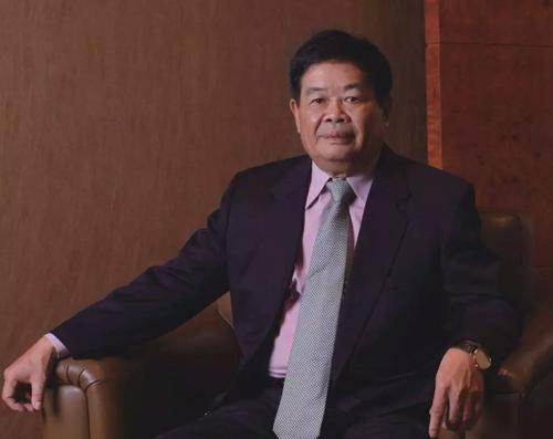 福耀玻璃選舉曹德旺為董事長 曹暉為副董事長