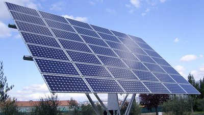 光伏玻璃報價大幅下調！ 裝機有望在四季度放量，組件商的“春天”來了？