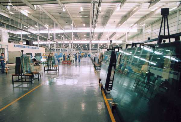 玻璃企業(yè)上半年業(yè)績大幅預(yù)增 玻璃價格或持續(xù)攀升
