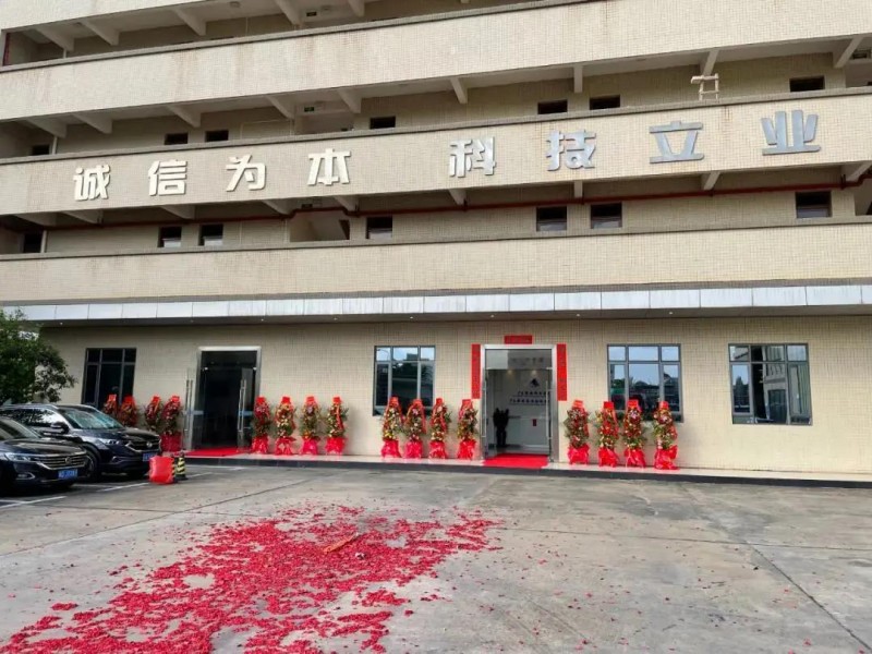 隆玻幕墻