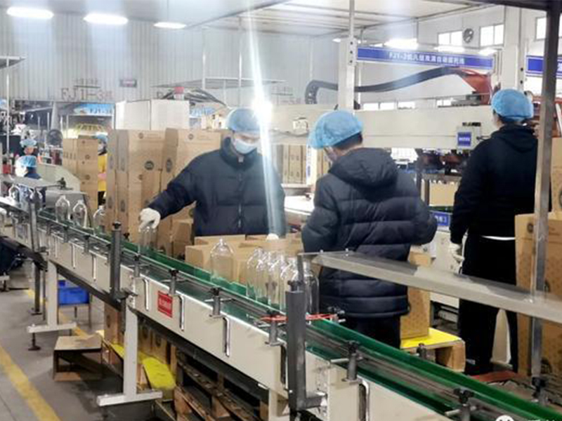 福建華興玻璃有限公司開足馬力全力以赴抓生產