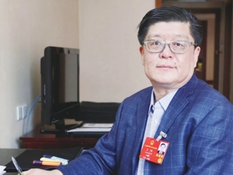 全國人大代表、金晶集團董事長王剛：立足長遠目標理性發展光伏產業