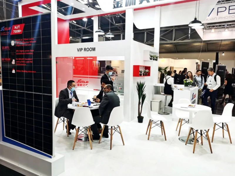 金剛玻璃首次亮相歐洲最大光伏展會Intersolar