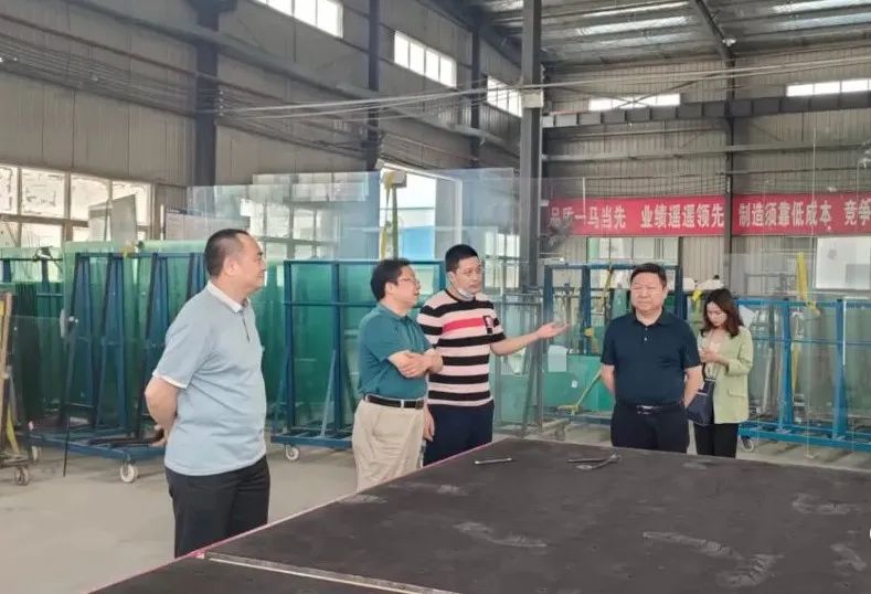 晶順科技迎來恩施州政協副主席、州工商聯主席王繼剛一行蒞臨考察