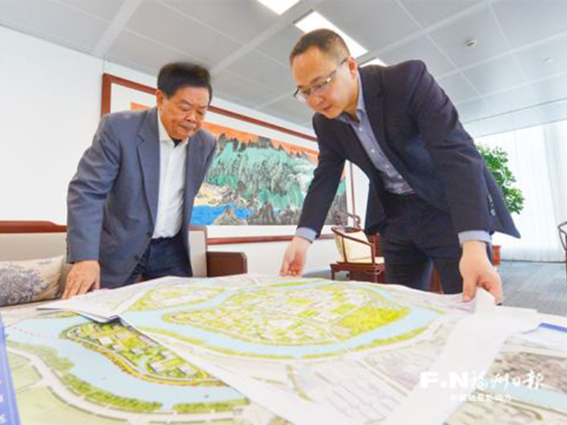 曹德旺：專心做玻璃 誠心育人才