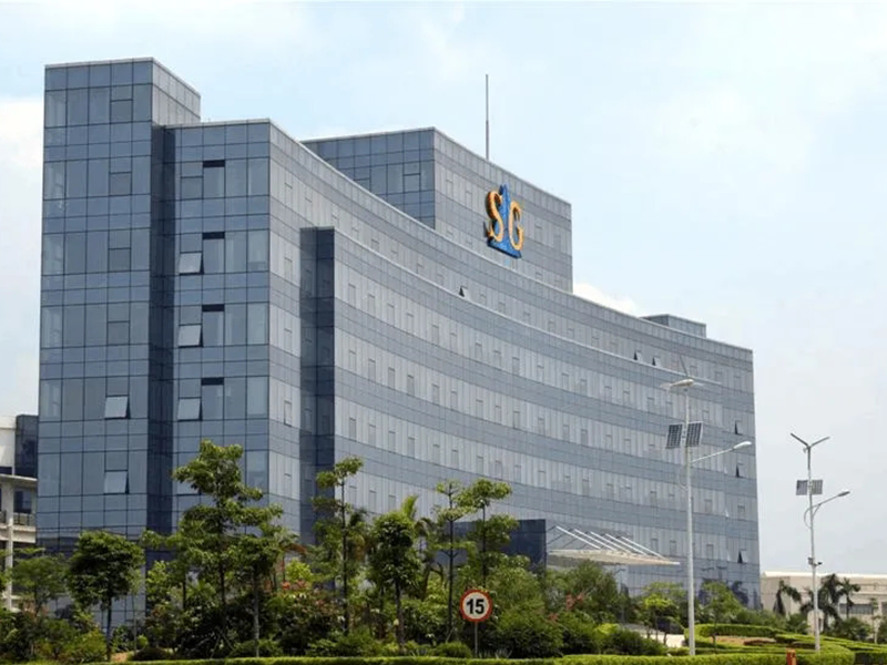 南玻A免去王健首席執行官職務