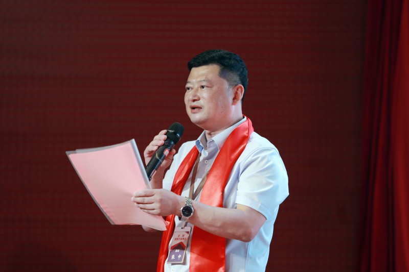 洛陽玻璃行業協會張中會長