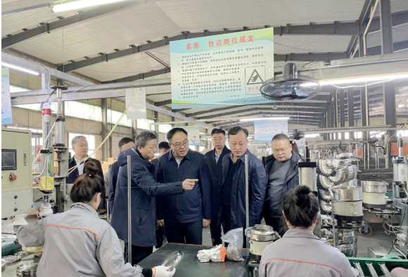 王鎮義率隊到河北省沙河市考察玻璃及深加工產業并開展招商引資工作