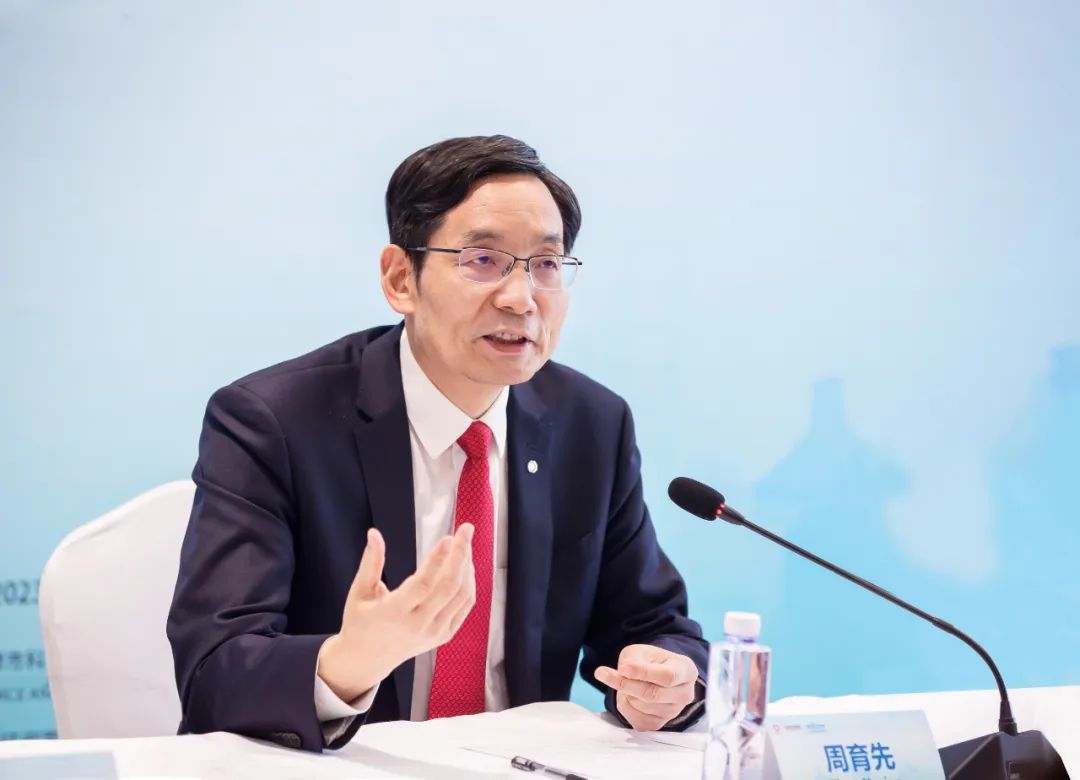 中國建材集團董事長周育先：數字化轉型勢在必行，不進則退