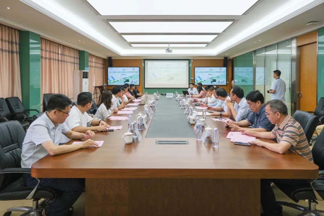 信義玻璃助力香港青年體驗職場