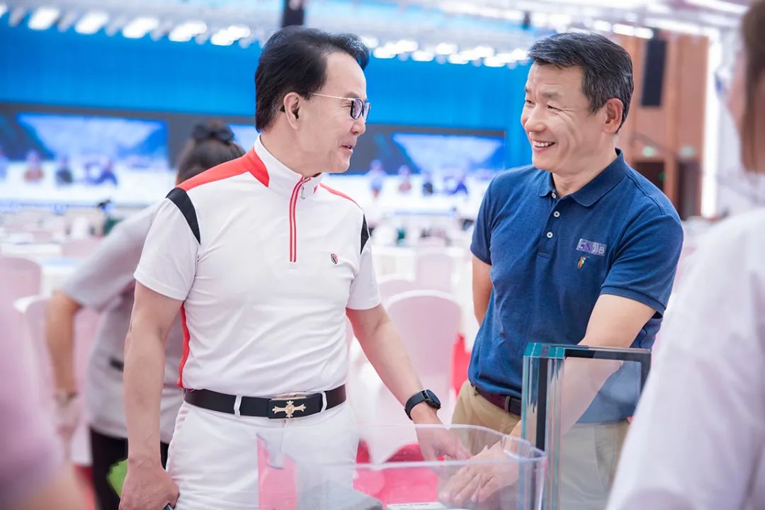 北玻出席718上海幕墻共享設計節(jié)