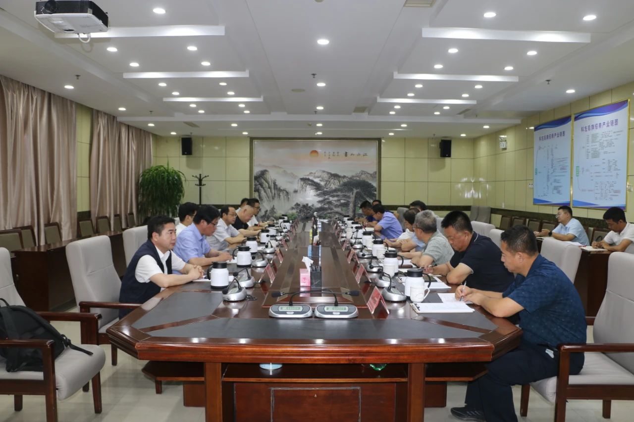 中國玻璃控股有限公司總裁呂國一行到科左后旗考察洽談