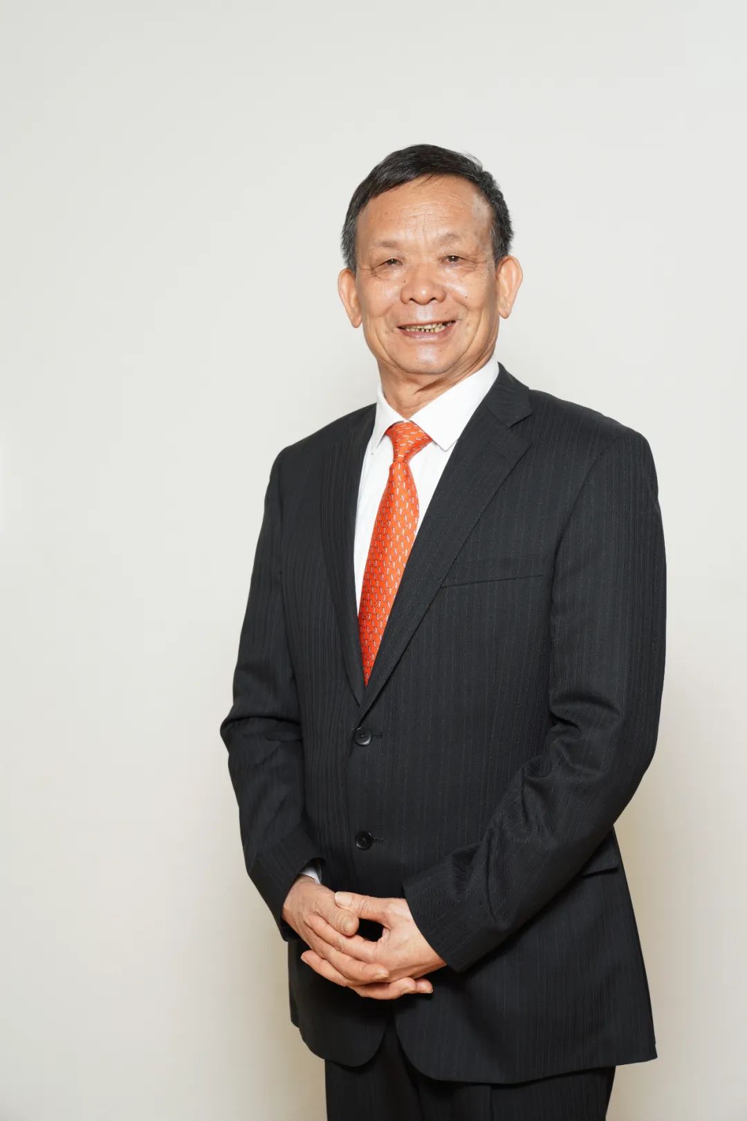 信義集團董事局主席李賢義博士榮獲工業界最高榮譽 “2023杰出工業家獎”