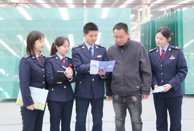 凱里稅務：全生命周期稅費政策護航玻璃企業智能升級