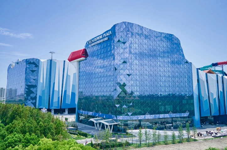 江蘇南通：追新逐綠、智能轉(zhuǎn)型，一塊玻璃多種“玩”法